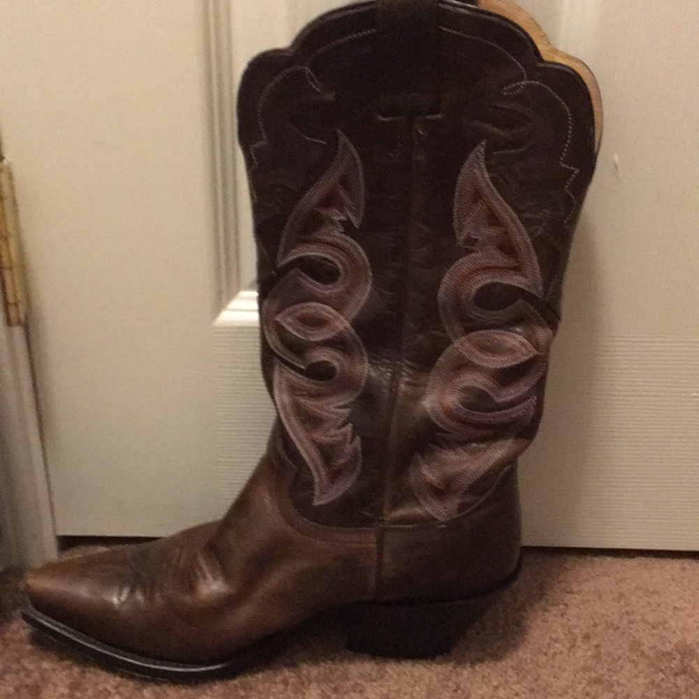 Leather cowboy boots